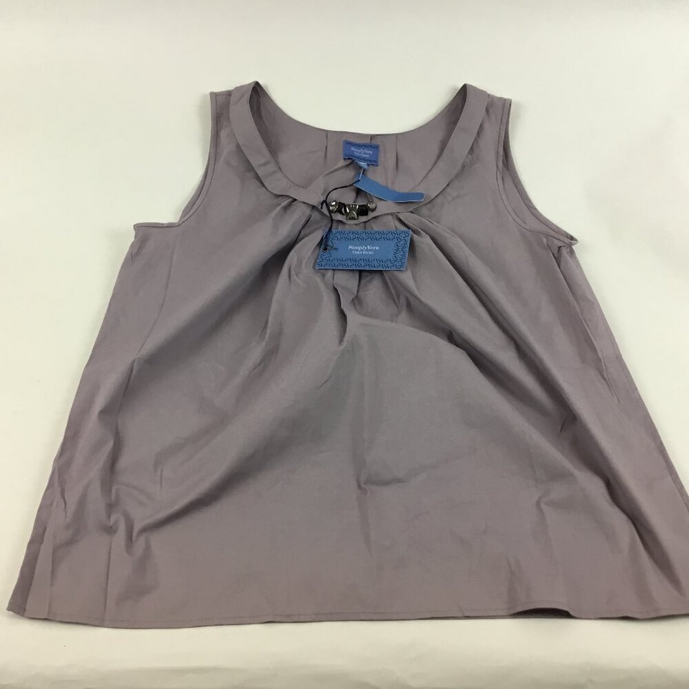 (NWT) Simply Vera, Top